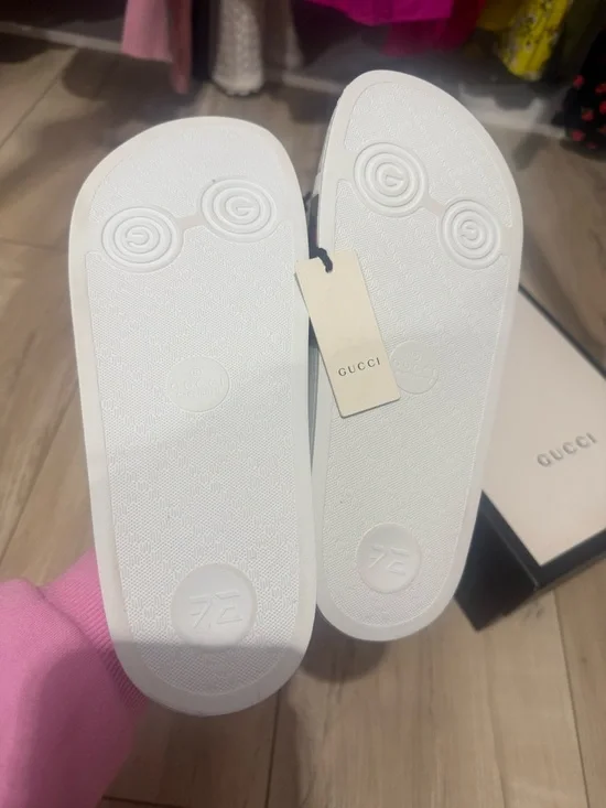 Gucci White Slides with Green and Red Stripe Accent - Picture 3 of 5